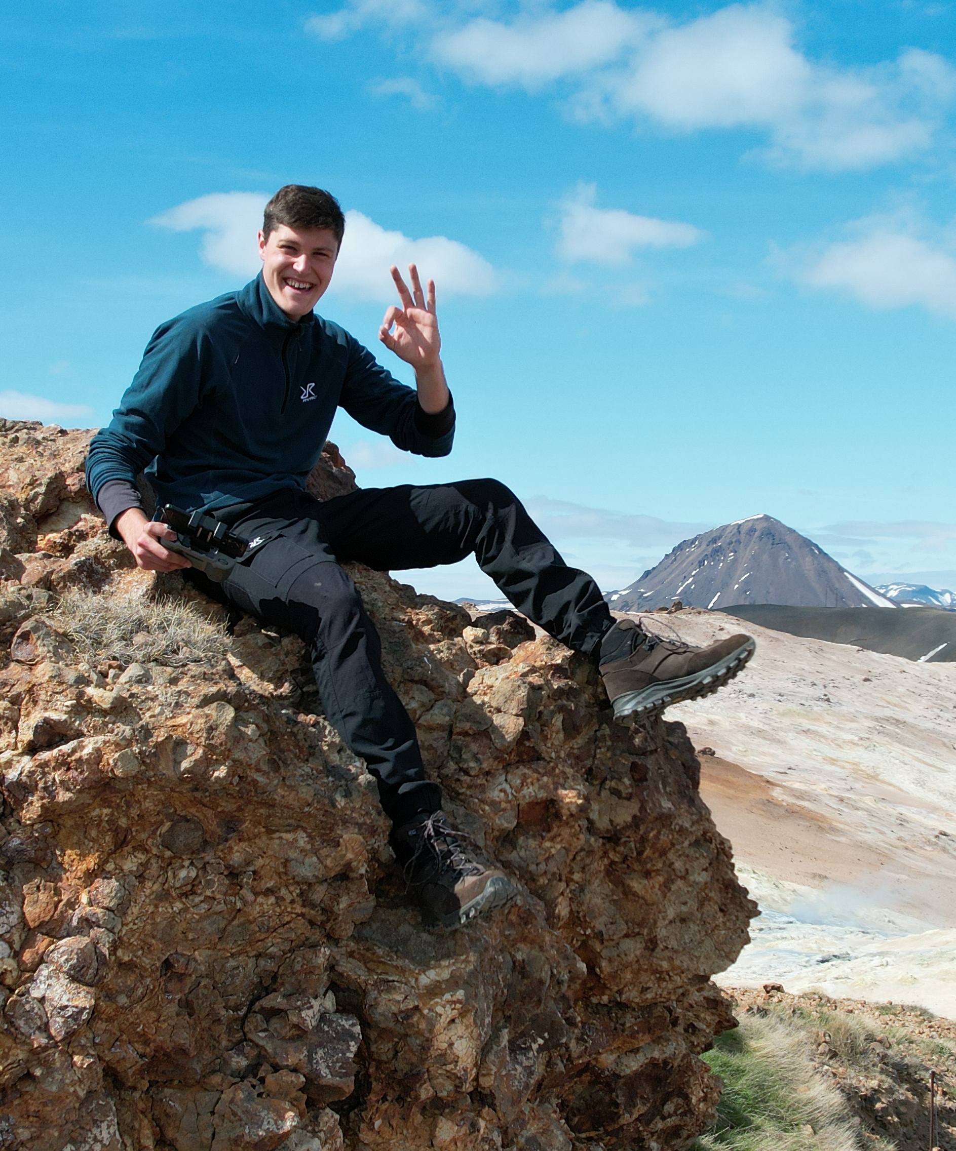 Tobias Meixner auf Island - mitten in der Mondlandschaft von Námafjall